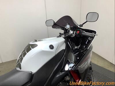 2012 Yamaha YZF-R1 RAVEN   - Photo 34 - San Diego, CA 92121