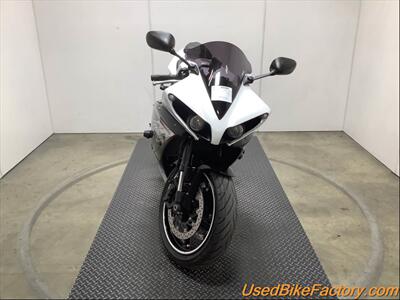 2012 Yamaha YZF-R1 RAVEN   - Photo 25 - San Diego, CA 92121