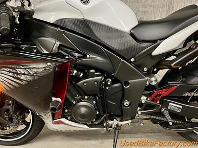 2012 Yamaha YZF-R1 RAVEN   - Photo 19 - San Diego, CA 92121