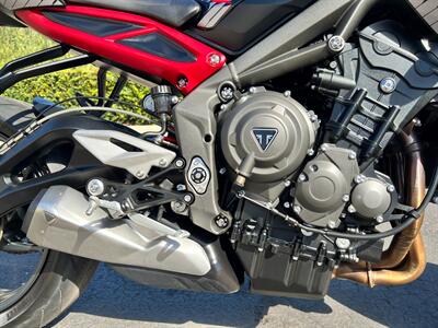 2022 Triumph STREET TRIPLE R&R LOW (BL   - Photo 11 - San Diego, CA 92121