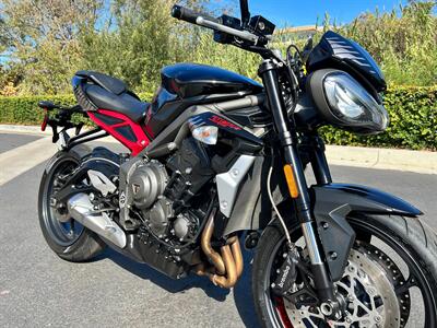 2022 Triumph STREET TRIPLE R&R LOW (BL   - Photo 5 - San Diego, CA 92121