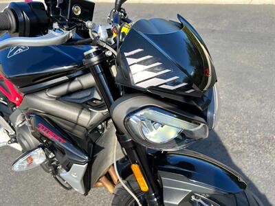2022 Triumph STREET TRIPLE R&R LOW (BL   - Photo 6 - San Diego, CA 92121