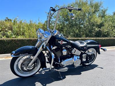 2017 Harley-Davidson FLSTC HERITAGE SOFTAIL CLASSIC   - Photo 3 - San Diego, CA 92121