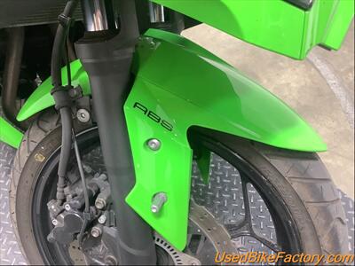 2015 Kawasaki Ninja 300 ABS   - Photo 9 - San Diego, CA 92121