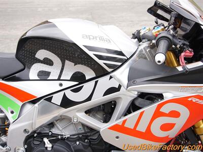 2017 Aprilia RSV4 RF ABS   - Photo 9 - San Diego, CA 92121