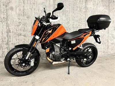 2017 KTM 690 DUKE   - Photo 4 - San Diego, CA 92121