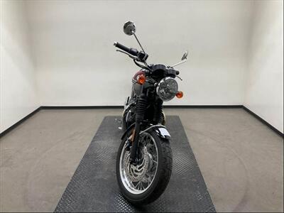 2022 Triumph BONNEVILLE T120 TWO-TONE   - Photo 2 - San Diego, CA 92121