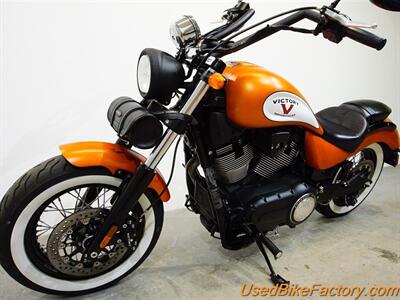 2017 Victory HIGH-BALL SUEDE ORANGE   - Photo 1 - San Diego, CA 92121