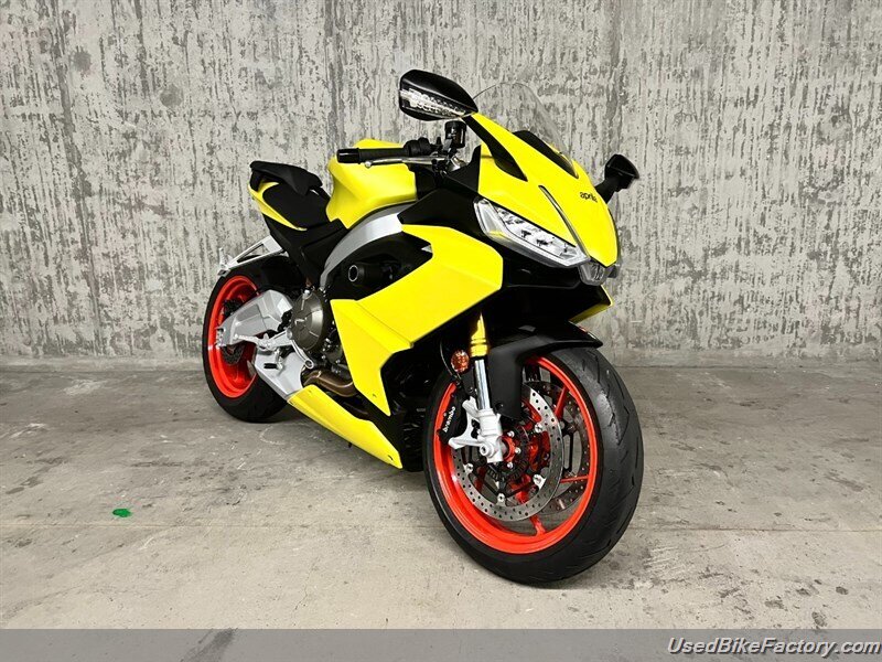 2022 Aprilia RS 660  
