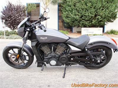 2017 Victory OCTANE   - Photo 33 - San Diego, CA 92121