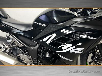 2017 Kawasaki NINJA 300 ABS   - Photo 12 - San Diego, CA 92121