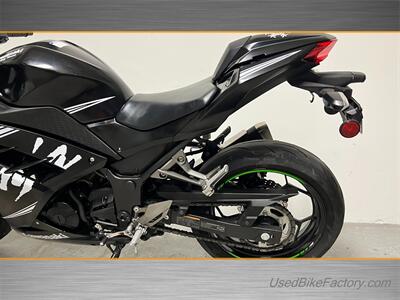 2017 Kawasaki NINJA 300 ABS   - Photo 9 - San Diego, CA 92121