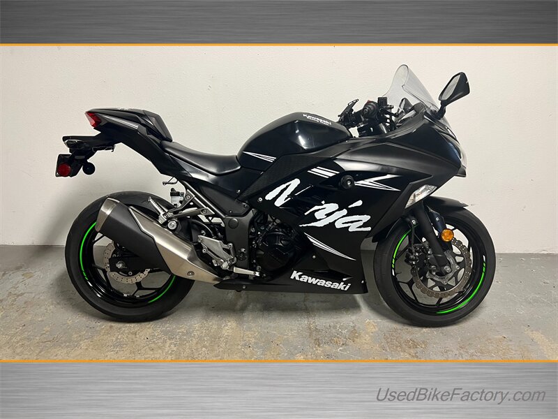 2017 Kawasaki NINJA 300 ABS  