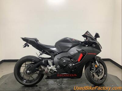 2018 Honda CBR1000RR   - Photo 1 - San Diego, CA 92121