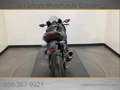 2023 Kawasaki NINJA ZX-10R   - Photo 4 - San Diego, CA 92121