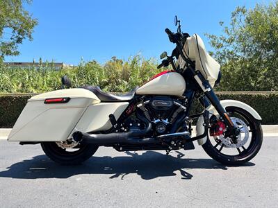 2018 Harley-Davidson FLHXS STREET GLIDE SPECIAL   - Photo 55 - San Diego, CA 92121