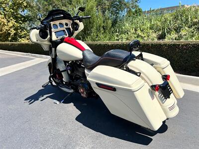 2018 Harley-Davidson FLHXS STREET GLIDE SPECIAL   - Photo 28 - San Diego, CA 92121