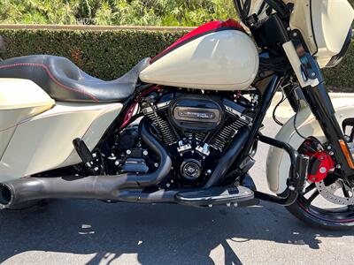 2018 Harley-Davidson FLHXS STREET GLIDE SPECIAL   - Photo 21 - San Diego, CA 92121