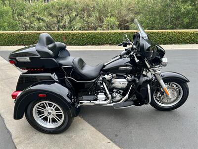 2019 Harley-Davidson FLHTCUTG TRI GLIDE ULTRA   - Photo 28 - San Diego, CA 92121