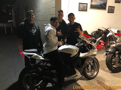 2011 Suzuki GSXR600   - Photo 1 - San Diego, CA 92121