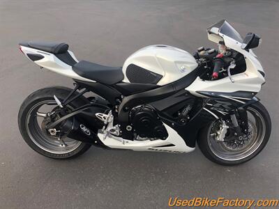 2011 Suzuki GSXR600   - Photo 2 - San Diego, CA 92121