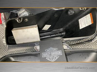 2014 Harley-Davidson FLHTCU ULTRA CLASSIC ELEC   - Photo 11 - San Diego, CA 92121
