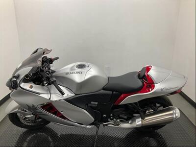 2022 Suzuki GSX1300RRM2 HAYABUSA   - Photo 19 - San Diego, CA 92121