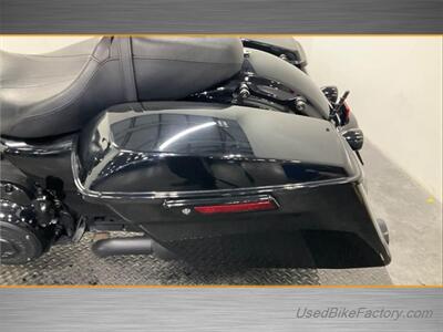 2018 Harley-Davidson FLHXS STREET GLIDE SPECIAL   - Photo 9 - San Diego, CA 92121