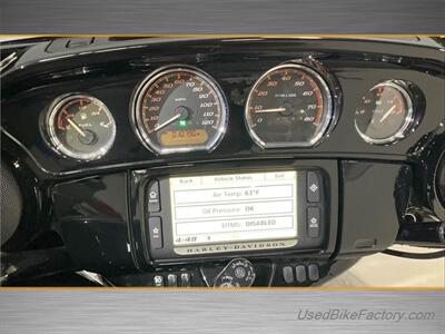 2018 Harley-Davidson FLHXS STREET GLIDE SPECIAL   - Photo 5 - San Diego, CA 92121