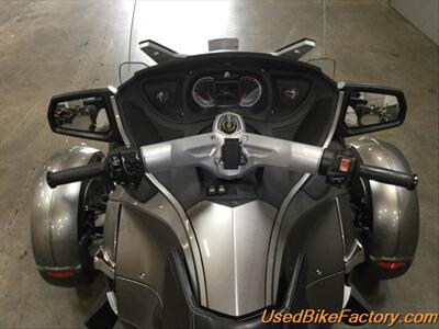 2011 Can-Am SPYDER RT-S  SE5 - Photo 4 - San Diego, CA 92121