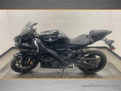 2022 Yamaha YZF-R7   - Photo 3 - San Diego, CA 92121