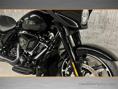 2024 Harley-Davidson Street Glide   - Photo 8 - San Diego, CA 92121