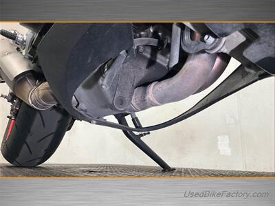 2017 Aprilia Tuono V4 1100 RR Factory   - Photo 10 - San Diego, CA 92121