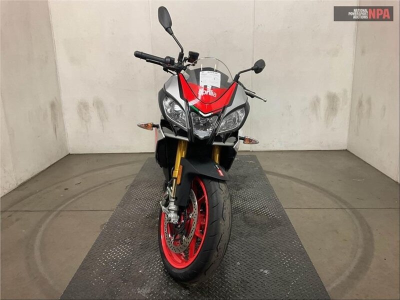 2017 Aprilia Tuono V4 1100 RR Factory  