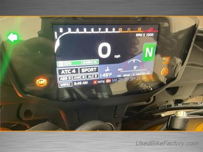 2017 Aprilia Tuono V4 1100 RR Factory   - Photo 5 - San Diego, CA 92121