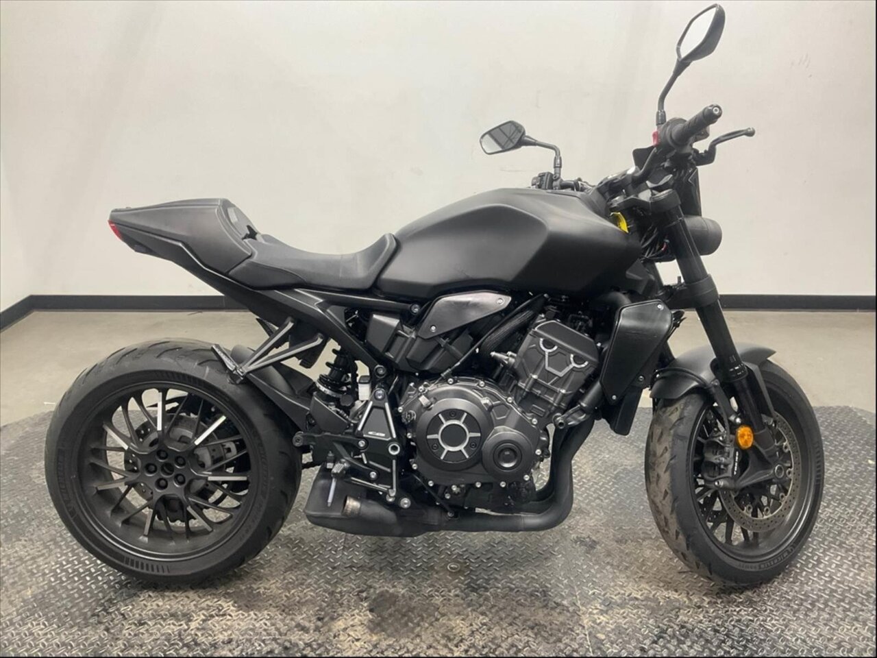 2021 Honda CB1000RA BLACK EDITION (A   - Photo 1 - San Diego, CA 92121