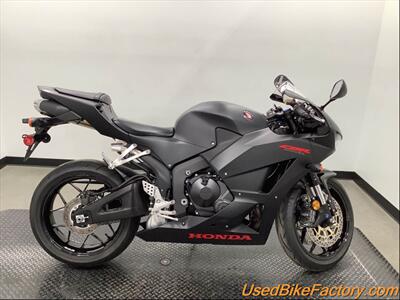 2019 Honda CBR600RR   - Photo 2 - San Diego, CA 92121