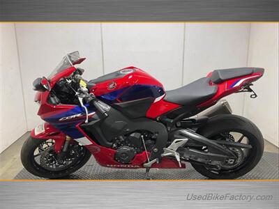 2023 Honda CBR1000RR   - Photo 3 - San Diego, CA 92121