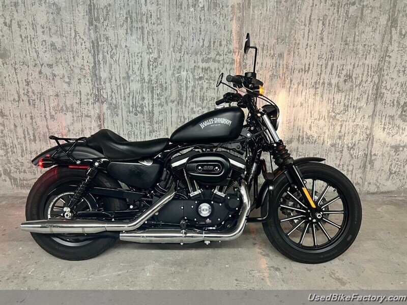2014 Harley-Davidson Sportster Iron 883  