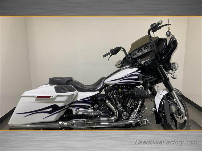 2016 Harley-Davidson FLHXSE CVO STREET GLIDE SPECIAL   - Photo 1 - San Diego, CA 92121