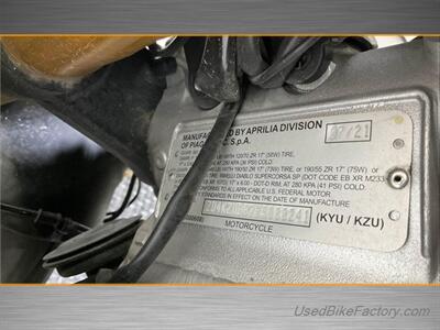 2021 Aprilia TUONO V4 FACTORY 1100   - Photo 8 - San Diego, CA 92121