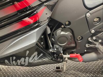 2022 Kawasaki ZX1400JNFNL ZX-14R (ABS)   - Photo 8 - San Diego, CA 92121