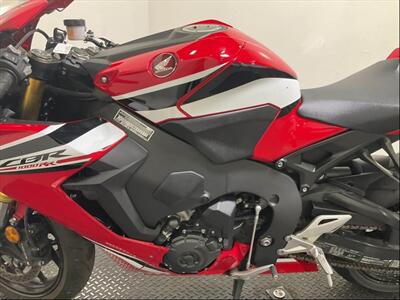 2021 Honda CBR1000RA (ABS)   - Photo 10 - San Diego, CA 92121