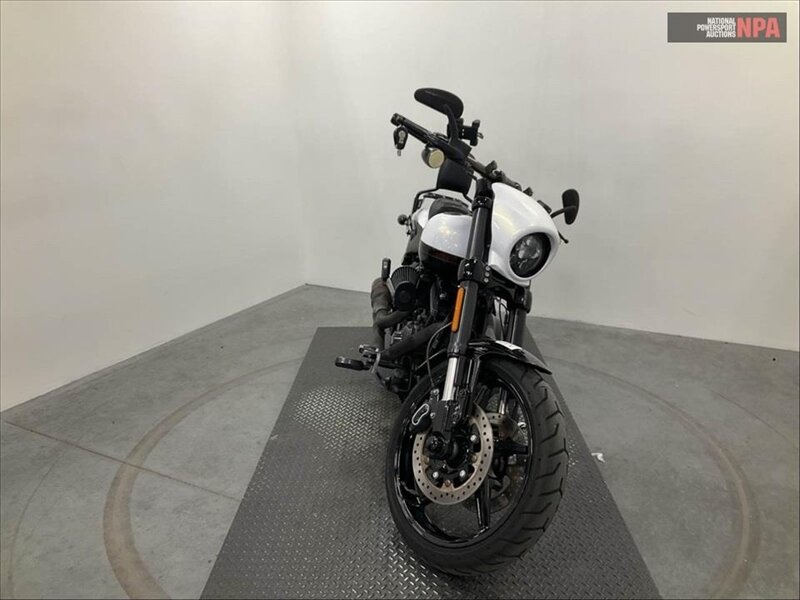 2016 Harley-Davidson FXSE CVO PRO STREET BREAKOUT  