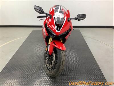 2017 Honda CBR1000RR   - Photo 2 - San Diego, CA 92121