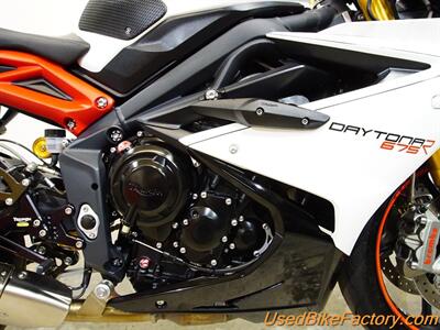 2015 Triumph DAYTONA 675 R ABS   - Photo 22 - San Diego, CA 92121