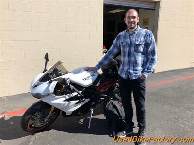 2015 Triumph DAYTONA 675 R ABS   - Photo 1 - San Diego, CA 92121