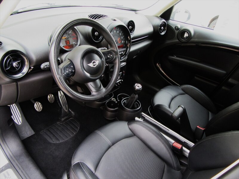 2015 MINI Countryman S Turbo ALL4 6-Speed Manual   - Photo 6 - Escondido, CA 92025