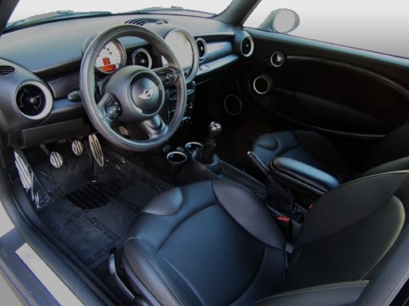 2014 MINI Clubman S Turbo Premium Sport 6-Speed Manual   - Photo 8 - Escondido, CA 92025