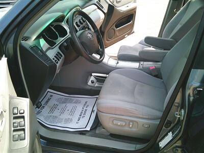 2005 Toyota Highlander   - Photo 7 - Negaunee, MI 49866